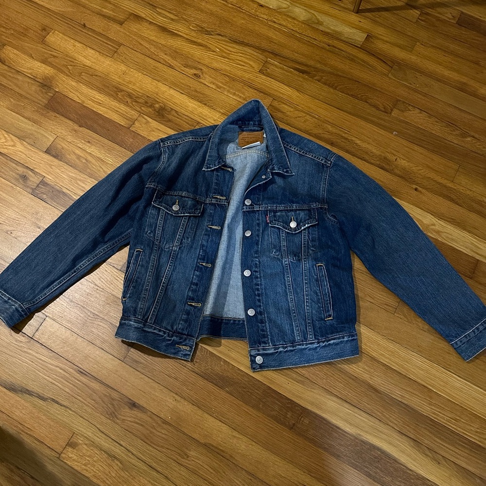 Levi’s denim jacket